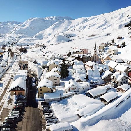 Hotel Des Alpes 레알프 외부 사진