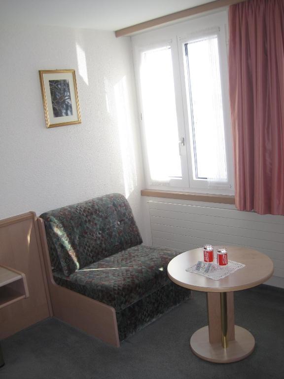 Hotel Des Alpes 레알프 객실 사진