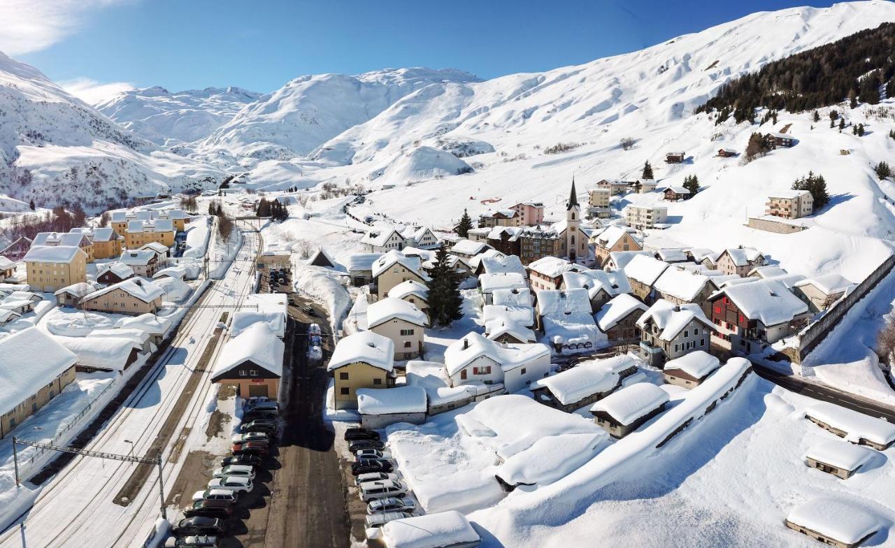 Hotel Des Alpes 레알프 외부 사진